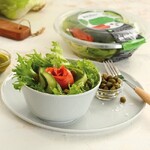 Зеленый салат с подкопчённой неркой