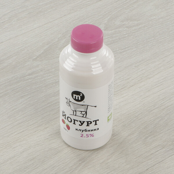 Йогурт питьевой 2,5%, клубника, 500 г