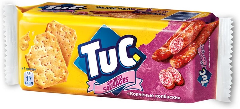 Крекер TUC Smoked sausages Копченые колбаски, 100г