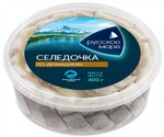 Селедочка по-домашнему Русское море филе-кусочки сельди атлантической слабосоленые в масле 400 г