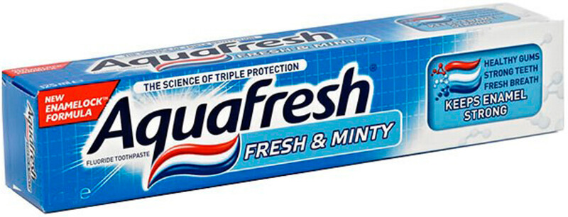 Зубная паста Aquafresh 3 Освежающе-Мятная уход за деснами 50 мл