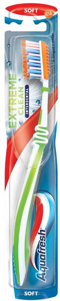 Зубная щетка Aquafresh Extreme Clean мягкая, 1 шт