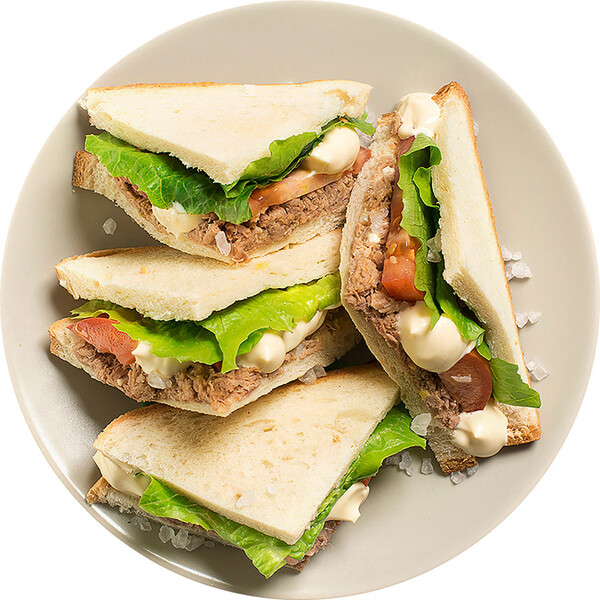 Клаб сэндвич с тунцом и базиликом 180 г Уже Готово  Россия