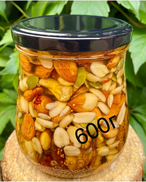 Крымский цветочный мед с орехами/орешками 600г Ассорти/Июль 2021/Орехи в меду/Грецкий/миндаль/Фундук