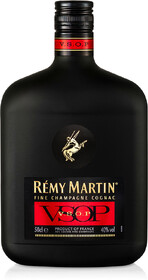 Коньяк Remy Martin V.S.O.P. 0,5 L в подарочной упаковке