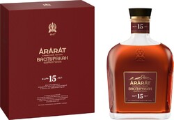 Коньяк АРАРАТ Армянский Васпуракан 15 лет, 40%, п/у, 0.5л Армения, 0.5 L