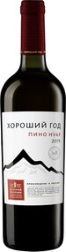 Вино российское красное полусладкое «Пино-Нуар», «Хороший год», 0.75 L