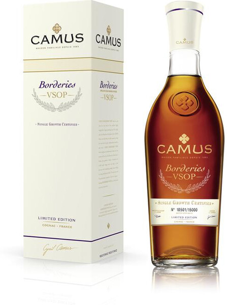 Коньяк Camus Borderies Cognac VSOP (gift box) 0.7л