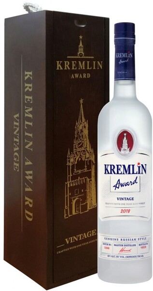Водка Kremlin Award Vintage в футляре Россия, 0,7 л