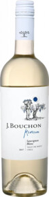 Вино J.Bouchon Reserva Sauvignon Blanc белое сухое 13.5% 0.75л