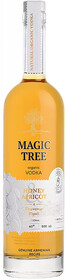 Дистиллят Magic Tree Honey Apricot Vodka Aregak 0.5л