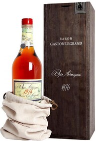 Арманьяк Baron G. Legrand 1976 Bas Armagnac 0.7 л в деревянном ящике