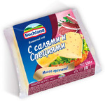 Сыр Hochland плавленый тостовый с салями и специями 45% (8 ломтиков, 150 г)