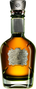 Виски Chivas Regal Icon Blended Scotch Whisky (gift box) 0.7л