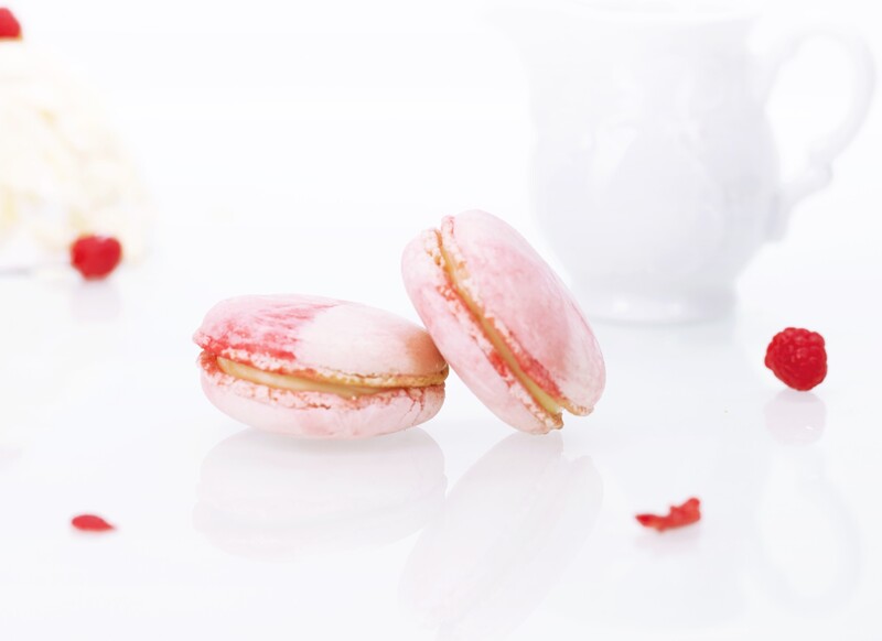 Набор пирожных макарон Mon Bon 