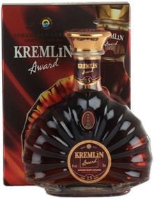 Коньяк KREMLIN AWARD 15 Years (gift box) 0.5л