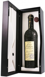 Коньяк Lheraud Cognac 1990 Petite Champagne 0.7 л в деревянном ящике