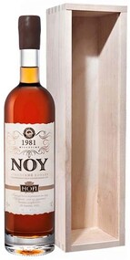 Коньяк Noy Millesime 1981 (gift box) 1981 0.7л