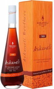 Коньяк грузинский АСКАНЕЛИ ХО, 40 % в сувенирной коробке, 0.50л