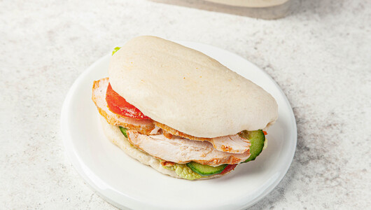 Паровая булочка с курицей