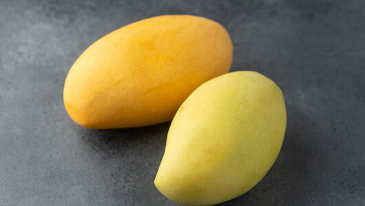 Манго желтое