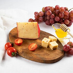 Сыр Качотта с вялеными томатами 200 г