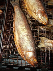 Форель горячего копчения с головой 0,3 - 0,4 кг 690 р/кг