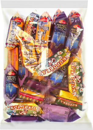 Набор конфет К чаю Рот Фронт Огни Москвы, Замоскворечье, Коровка, 500 г