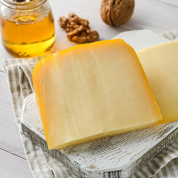 Сыр твёрдый Гауда Частная Сыроварня Раниталь, 45%, 200 г