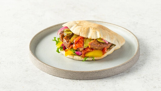 Не «мясная» пита в красном