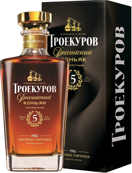 Коньяк марочный Элегант выдержанный высшего качества КВВК 40% 0,5л п/у