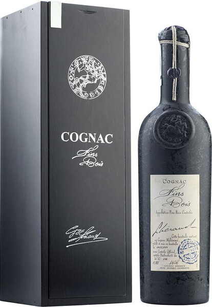 Коньяк «Lheraud Cognac 1971 Fins Bois» в деревянной коробке, 0.7 л