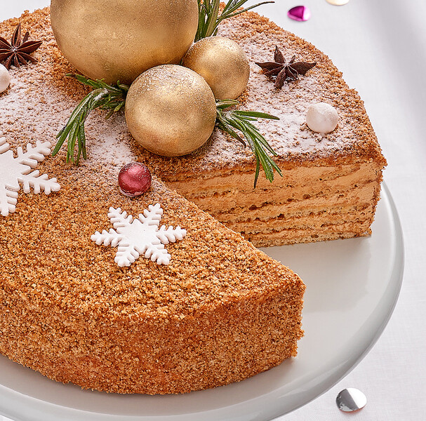 Торт «Зимний медовик» от шеф-кондитера, 1000 г