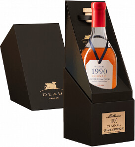 Коньяк французский «Deau Grande Champagne 1990» в подарочной упаковке, 0.7 л