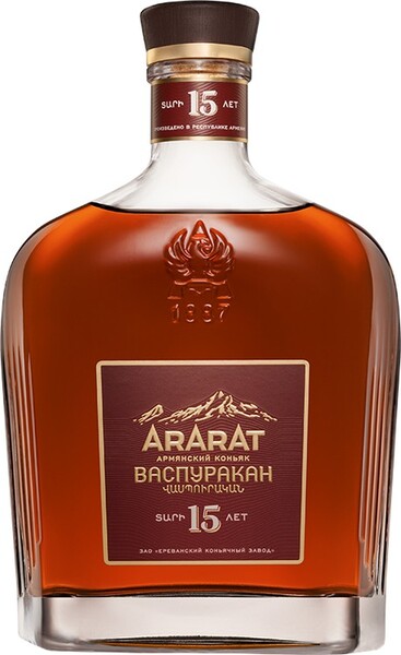 Коньяк Арарат Васпуракан 15 лет 40% 0,5л (Армения)