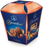 Конфеты в коробке Вдохновение со вкусом грецкого ореха и хрустящим шариком, 155 гр.
