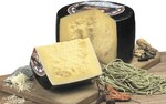 Сыр реджанито LA PAULINA круг 45% X 1 кг
