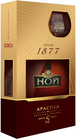 Коньяк армянский «Ной Араспел 5-летний» в подарочной упаковке с бокалом, 0.5 л