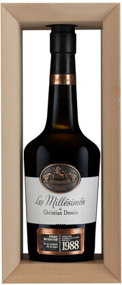 Кальвадос «Christian Drouin Calvados Pays d`Auge 1988» в деревянной коробке, 0.7 л