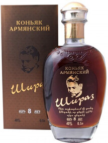 Коньяк армянский «Шираз 8-летний» в подарочной упаковке, 0.75 л