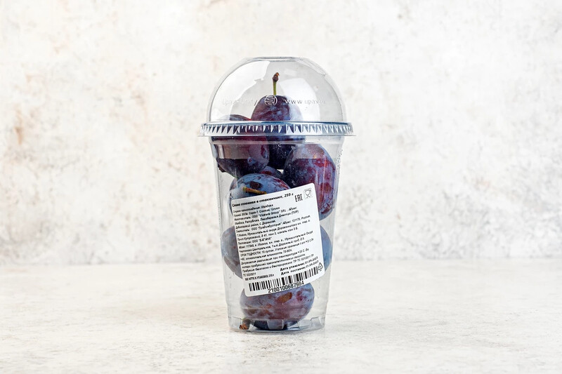 Слива сезонная в стаканчике, 250 г