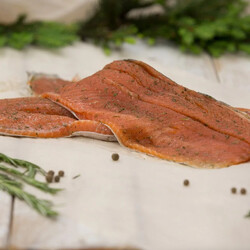 Филе форели слабой соли с травами на коже вес