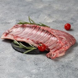 Корейка 12 ребер ягненка фермерского охлажденная ~1кг