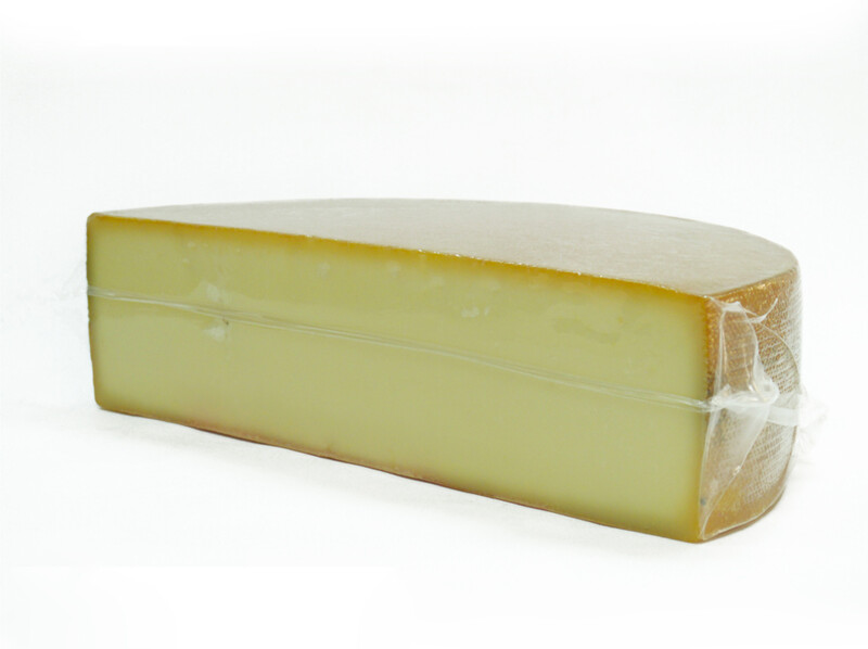 Сыр Heidi Le Jura твердый 52%