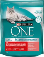 Корм сухой для взрослых кошек PURINA ONE с высоким содержанием лосося и пшеницей, для стерилизованных и кастрированных, 750г Россия, 750 г