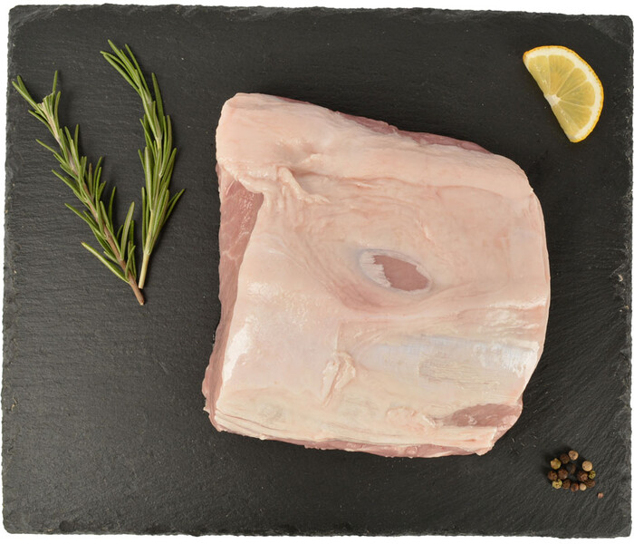 Корейка свиная АШАН бескостная охлажденная (0,7-1 кг), 1 упаковка ~ 0,8 кг